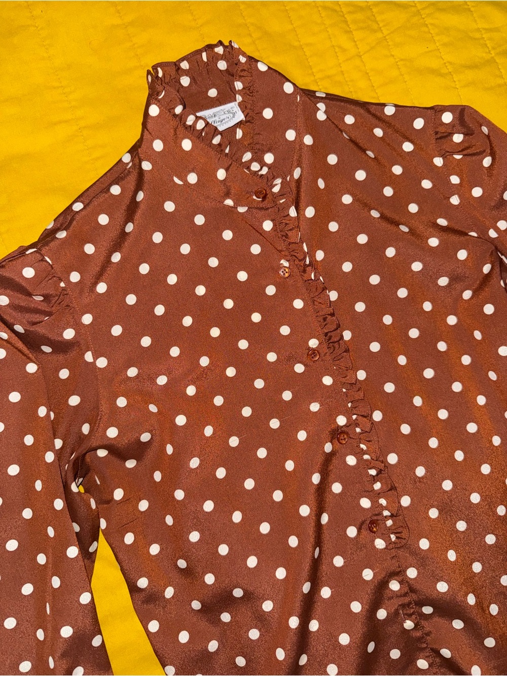 Womens Rust Polka Dot Ruffle-Trim Button Blouse